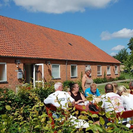 Belaegningen Hostel Brondby Exterior foto