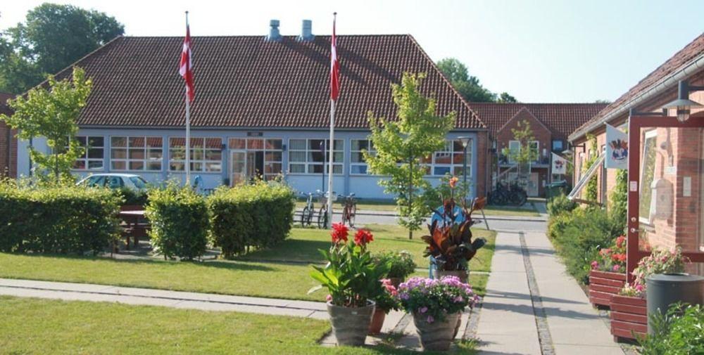Belaegningen Hostel Brondby Exterior foto